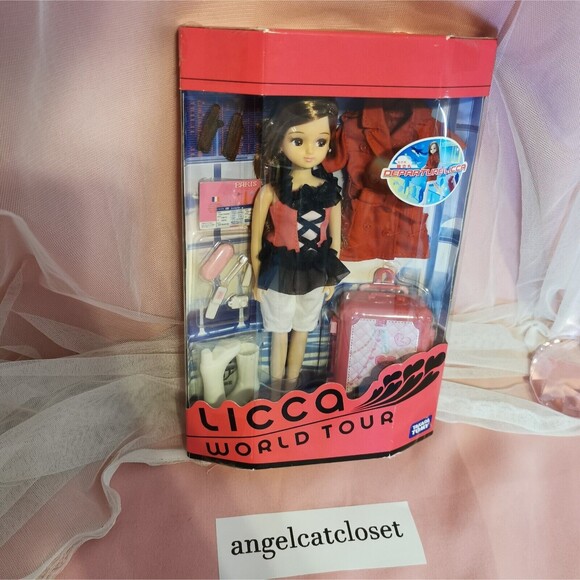 Takara Licca Chan Doll World Tour Series Barbie Japan BJD 1/6 Toy Tomy Dolls Y2K - Picture 1 of 15